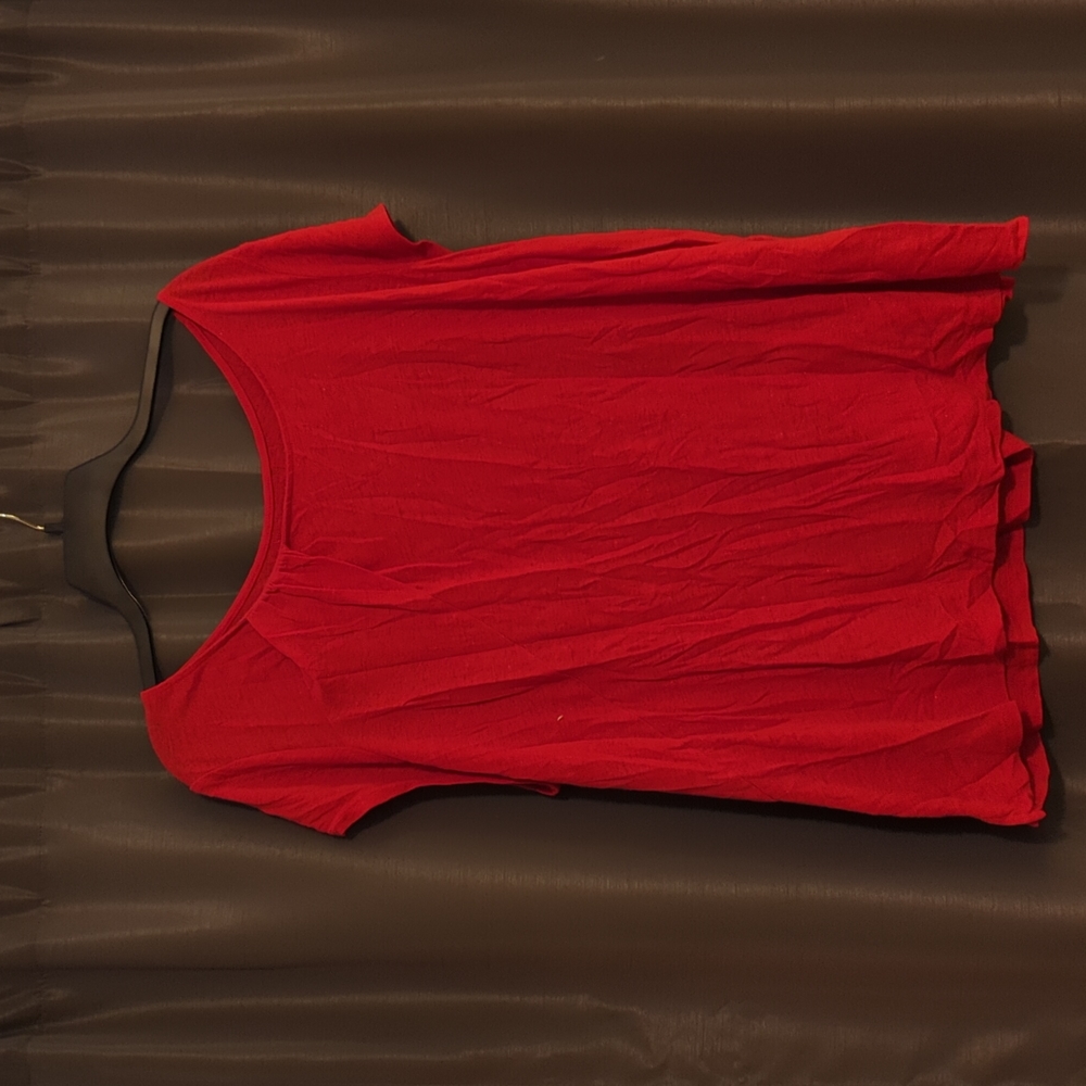 Sparkle red Lane Bryant t-shirt, size 26/28